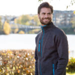 Lys Grå